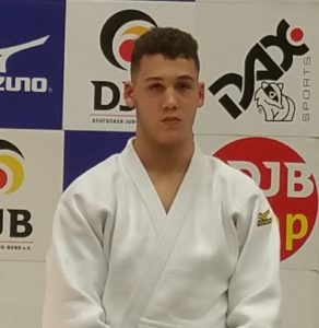 Wir Gratulieren: Louis Mai wird 3. auf der DM